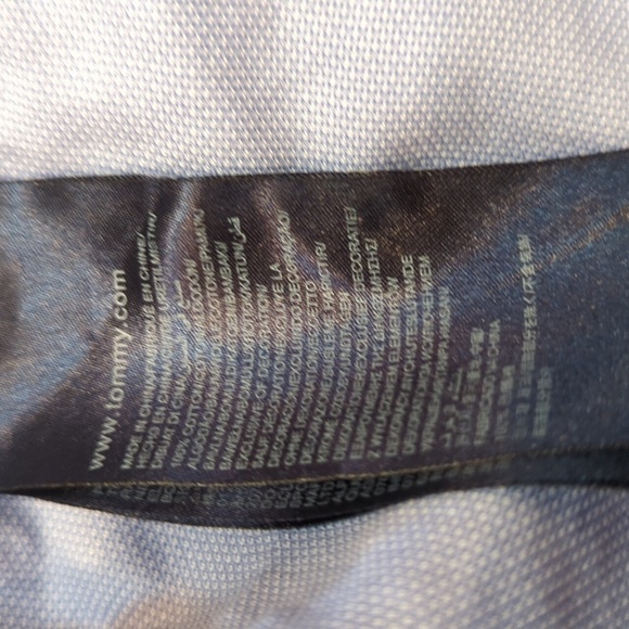 Tommy Hilfiger New York Fit Men's Long Sleeve Button Down Dress Shirt Size Large - Picture 8 of 8